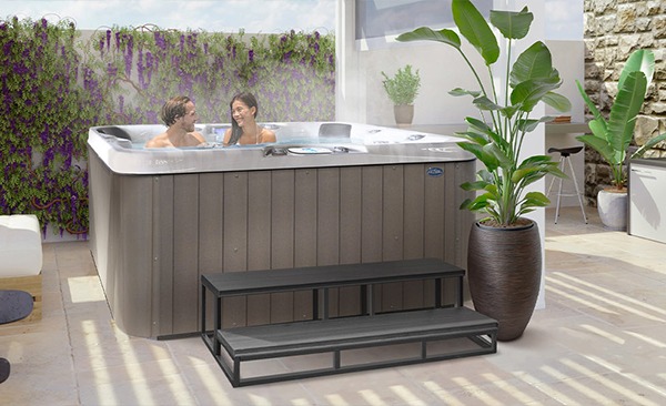 Escape™ Spas Findlay hot tubs for sale